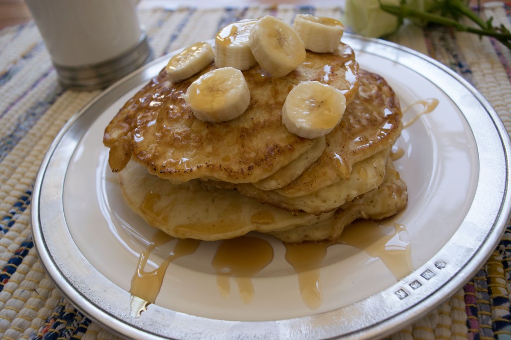 Jackson Pollock's Sour Cream Griddle Cakes Fete-a-Tete 3